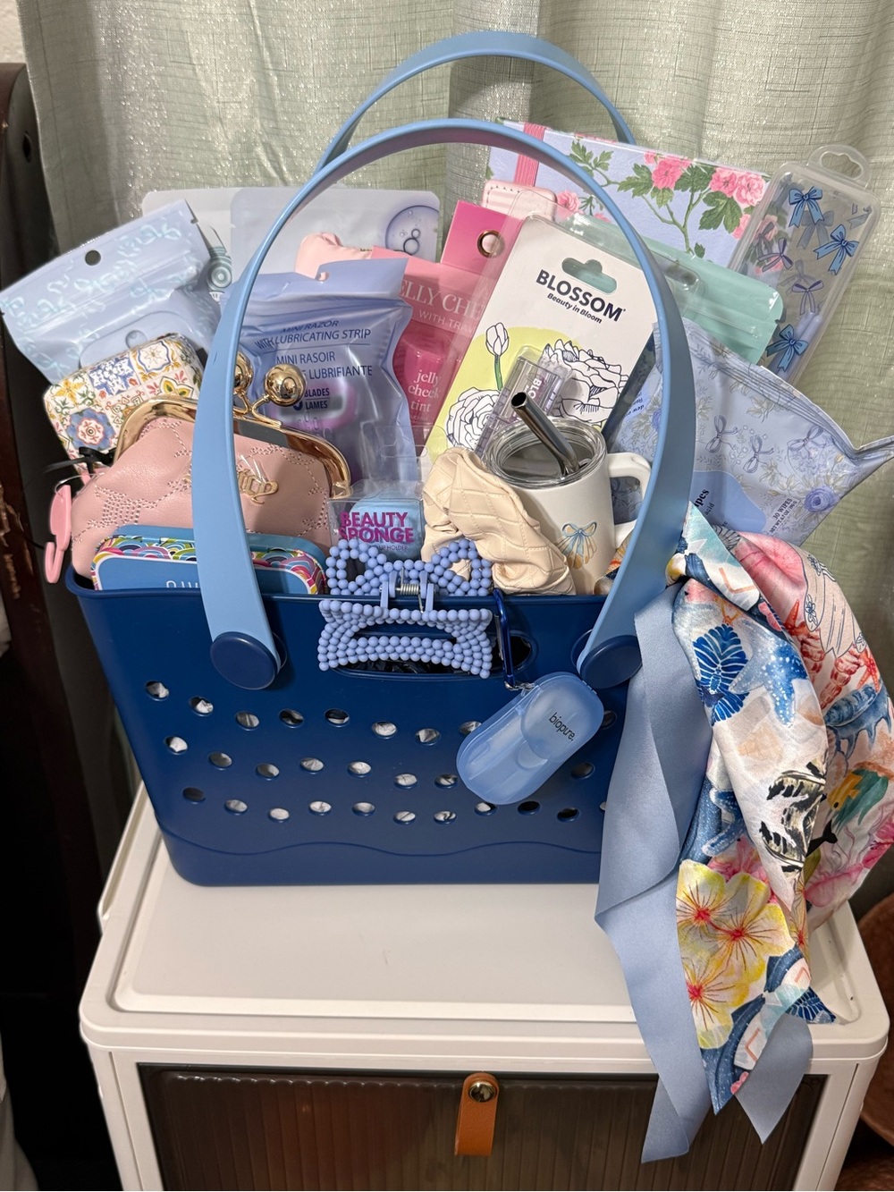 Blue & Pink Tote Beauty Gift Basket